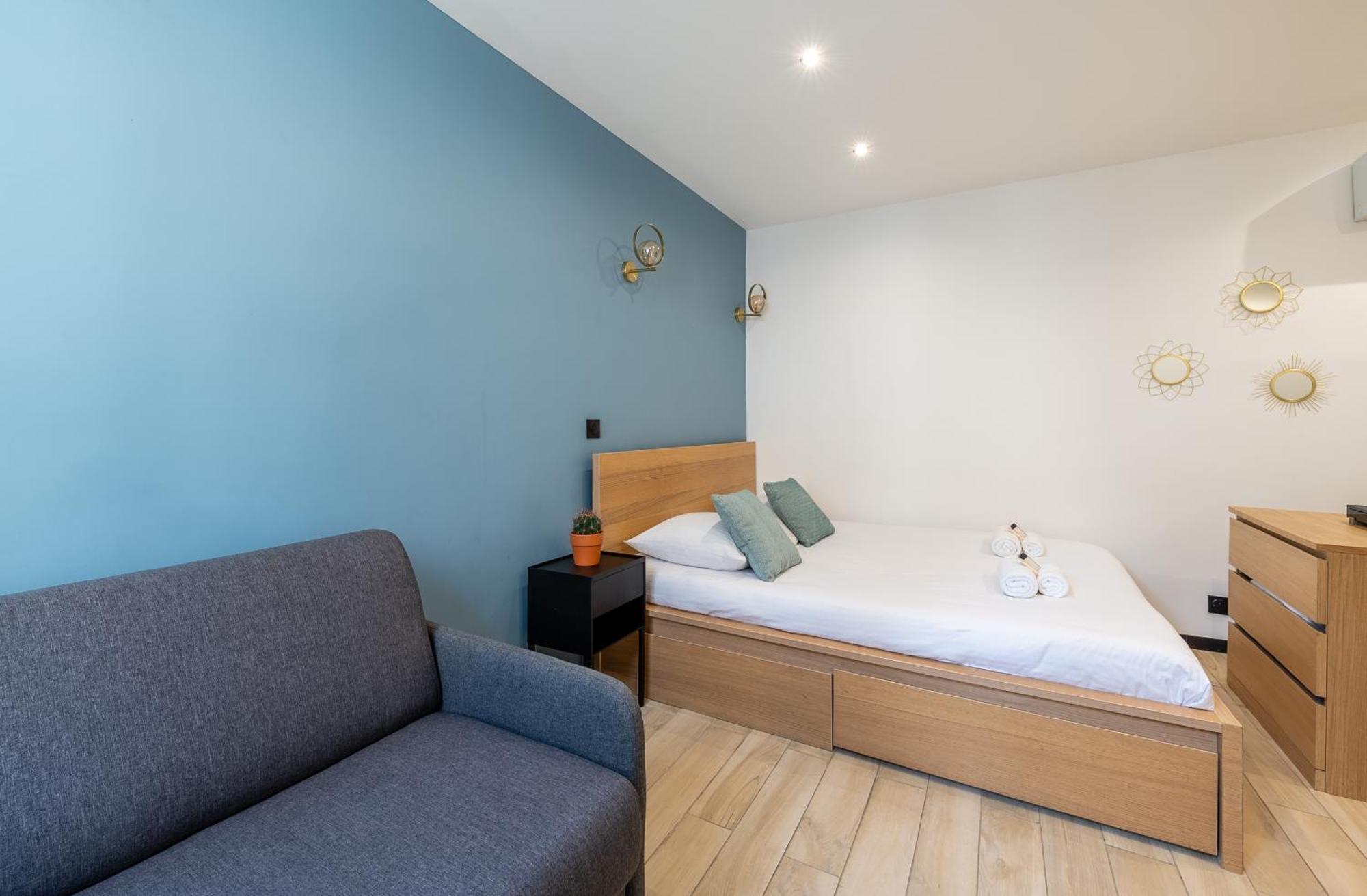 Ac & Duplex Close To Eiffel Tower - 20 Min Away *